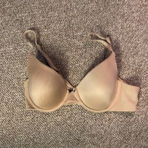 Maidenform tan bra